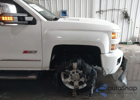 2017 Chevrolet Silverado 2500Hd Ltz z USA, uszkodzony, nr VIN 1GC1KWEY8HF231687